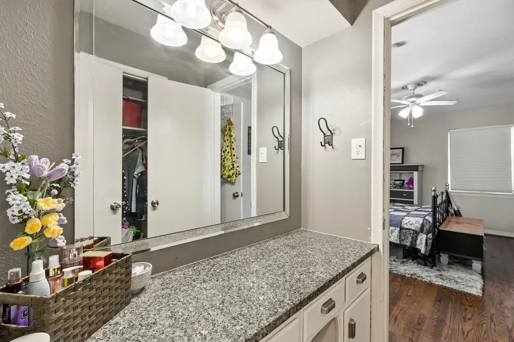 725 Branch Drive Garland TX 75041