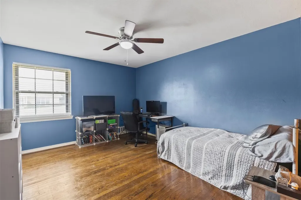 725 Branch Drive Garland TX 75041