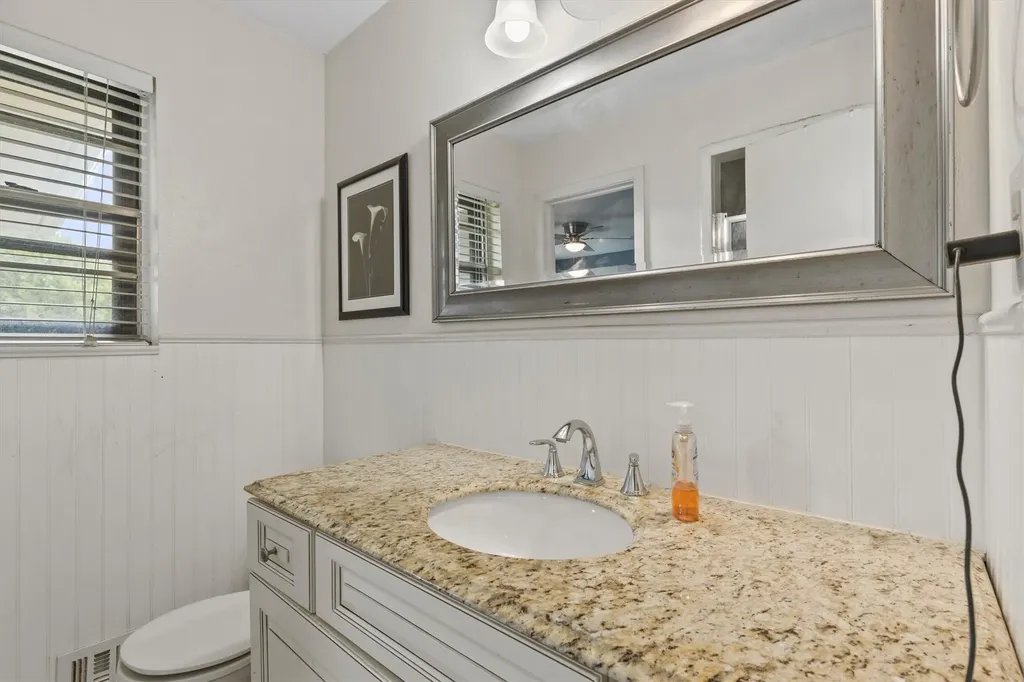 725 Branch Drive Garland TX 75041