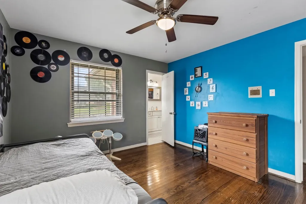 725 Branch Drive Garland TX 75041