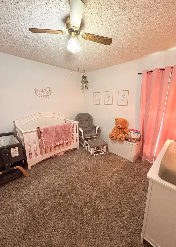 906 Zahara Street Bowie TX 76230