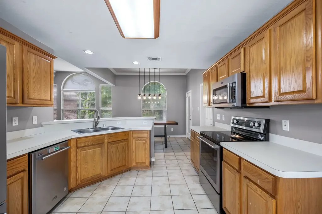 1318 Coleman Street Mckinney TX 75069