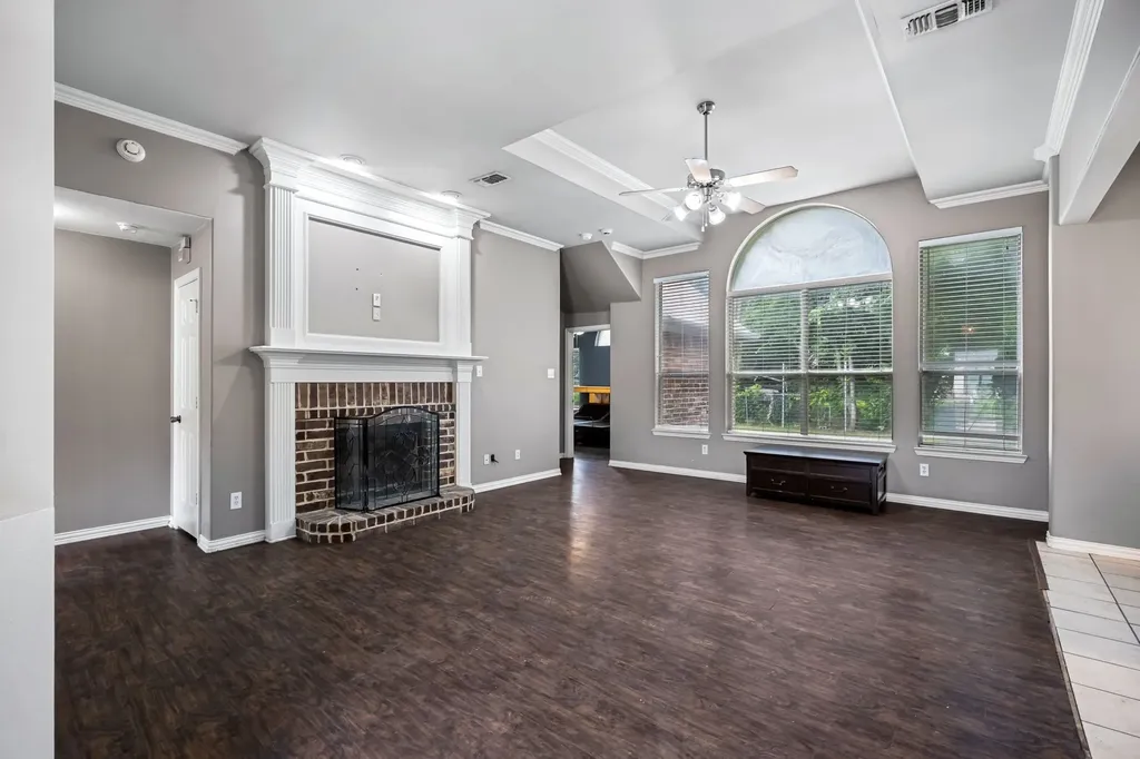 1318 Coleman Street Mckinney TX 75069