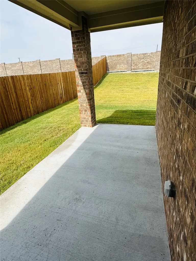 239 Jenkinson Drive Fate TX 75189