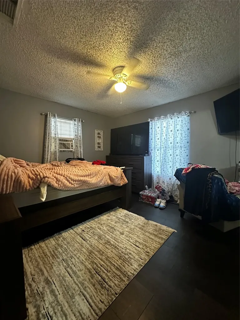 4119 Babcock Drive Dallas TX 75212