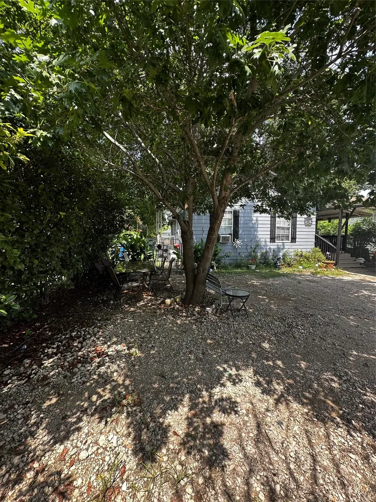 4119 Babcock Drive Dallas TX 75212