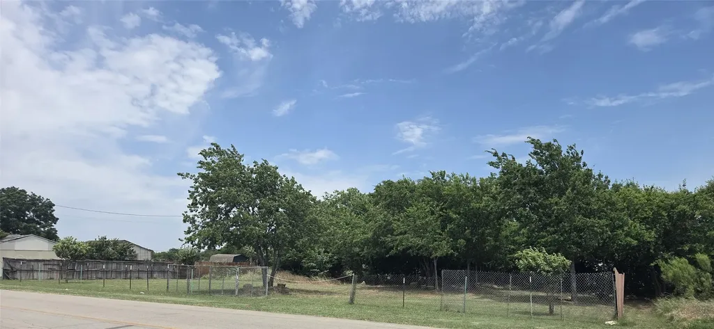 2709 Beverly Avenue Fort Worth TX 76104