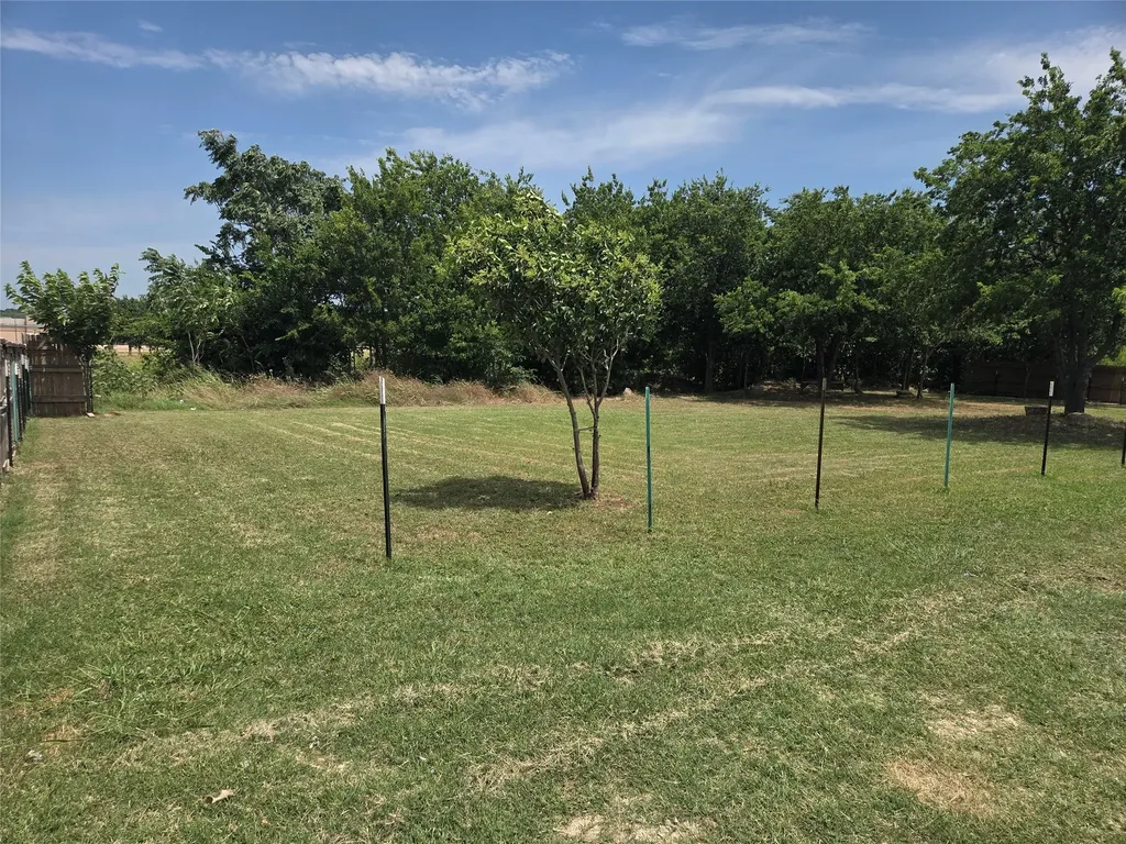 2709 Beverly Avenue Fort Worth TX 76104