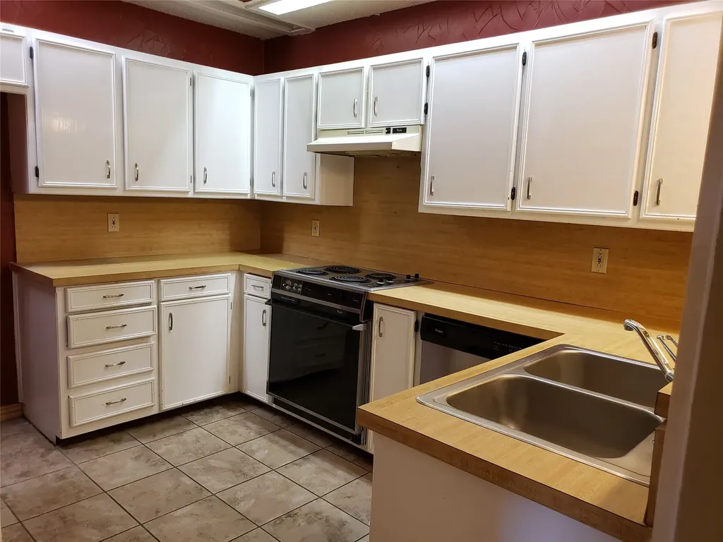 662 Prairie Dell Street Lewisville TX 75067