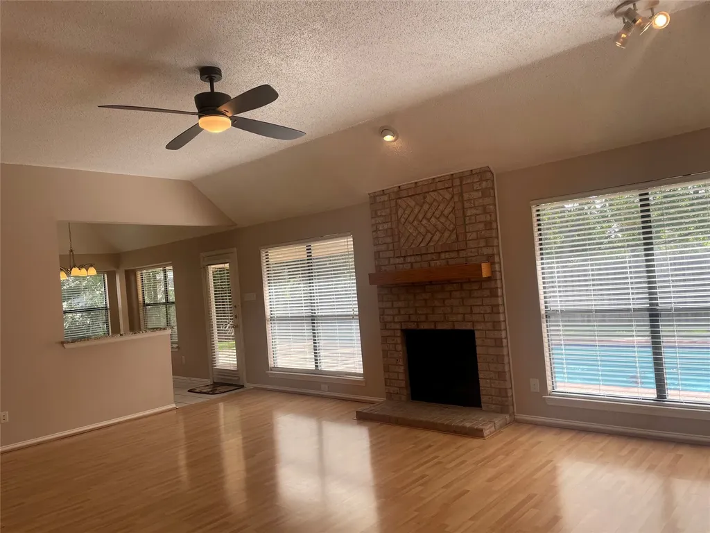 2144 Brownstone Court Grapevine TX 76051