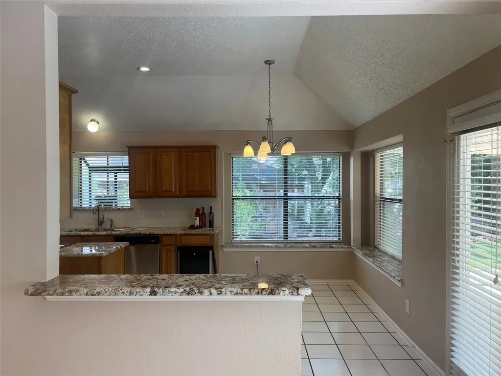 2144 Brownstone Court Grapevine TX 76051