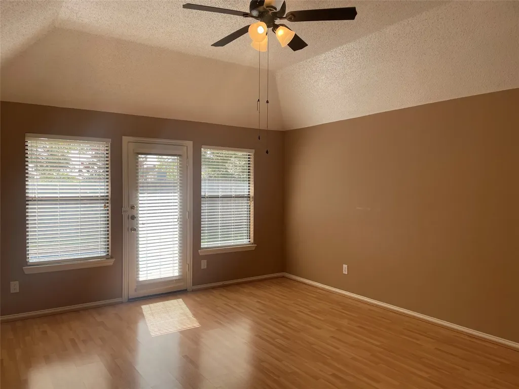 2144 Brownstone Court Grapevine TX 76051