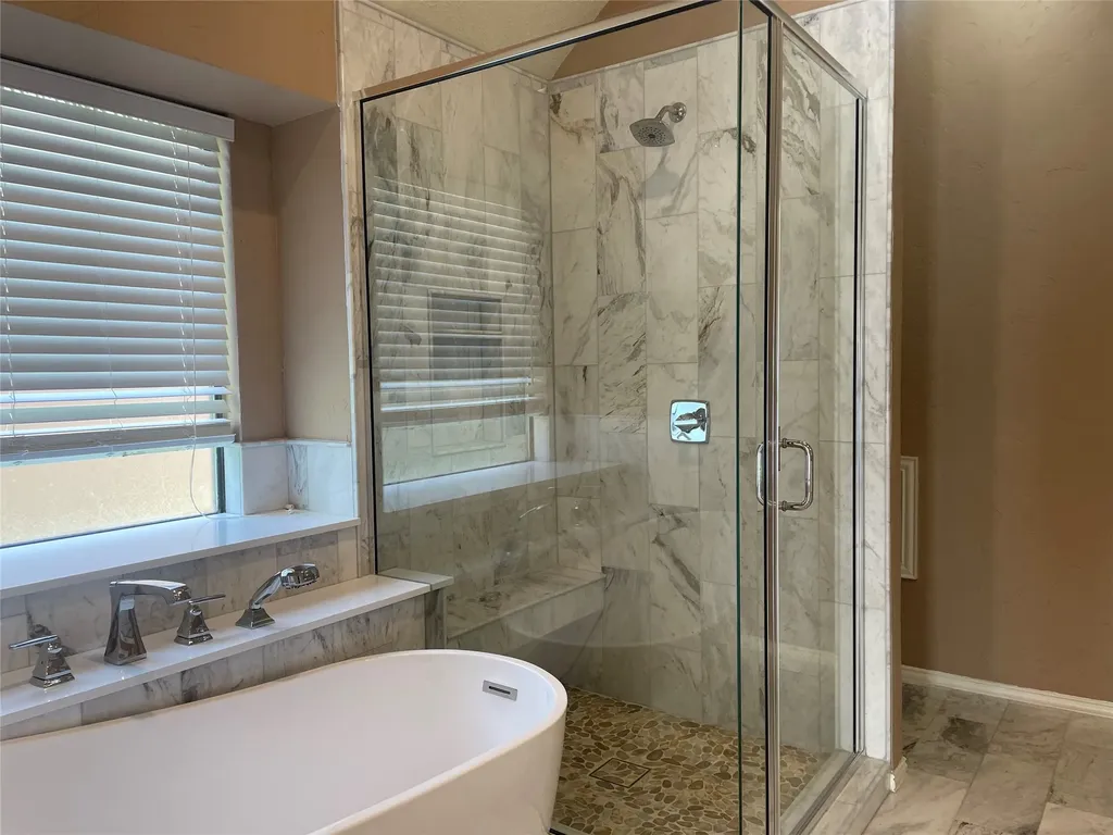 2144 Brownstone Court Grapevine TX 76051
