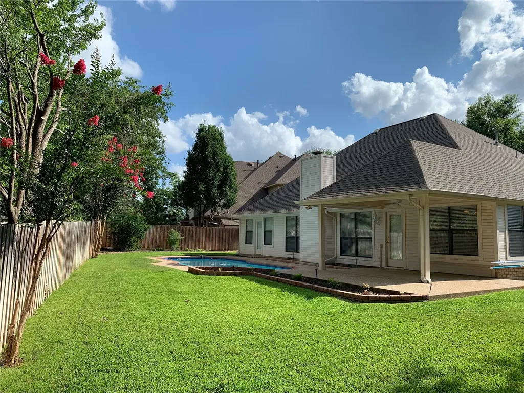 2144 Brownstone Court Grapevine TX 76051