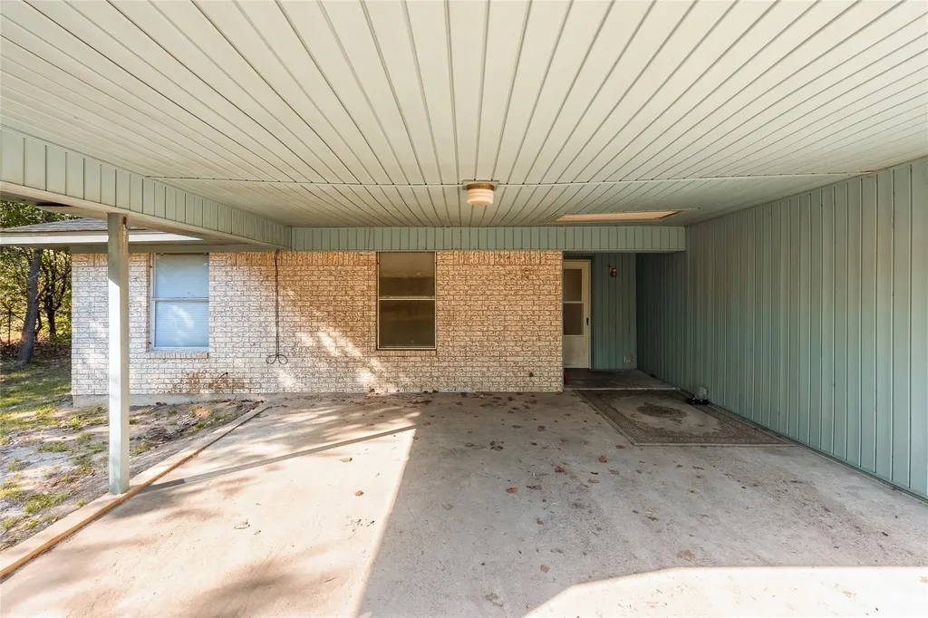 2907 Charity Road Commerce TX 75428