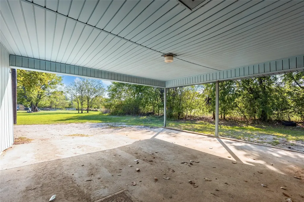 2907 Charity Road Commerce TX 75428
