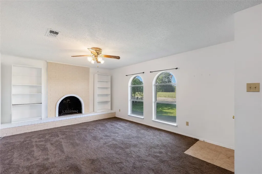 2907 Charity Road Commerce TX 75428