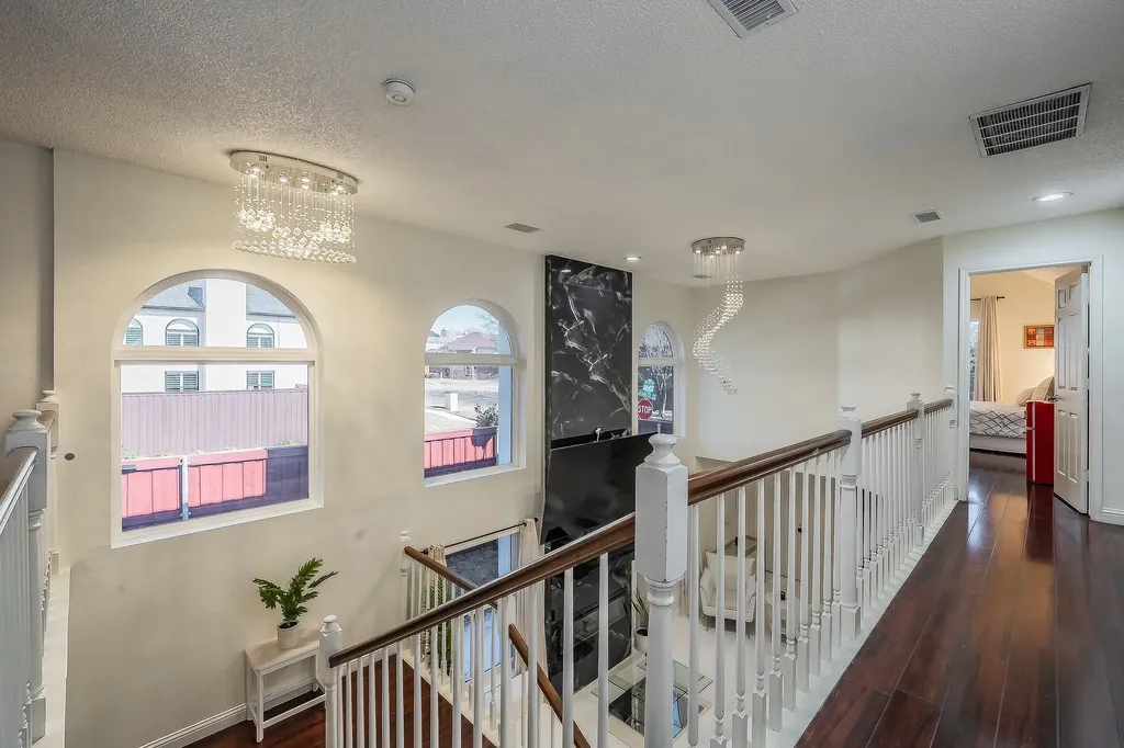 1349 Jeanette Way Carrollton TX 75006