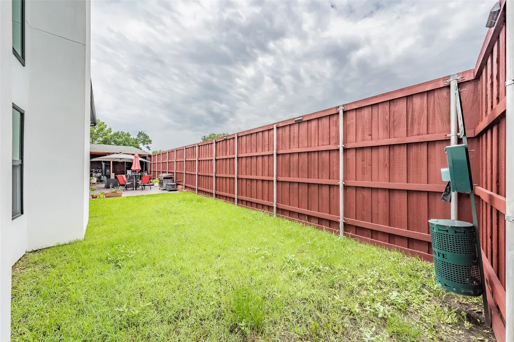 1349 Jeanette Way Carrollton TX 75006