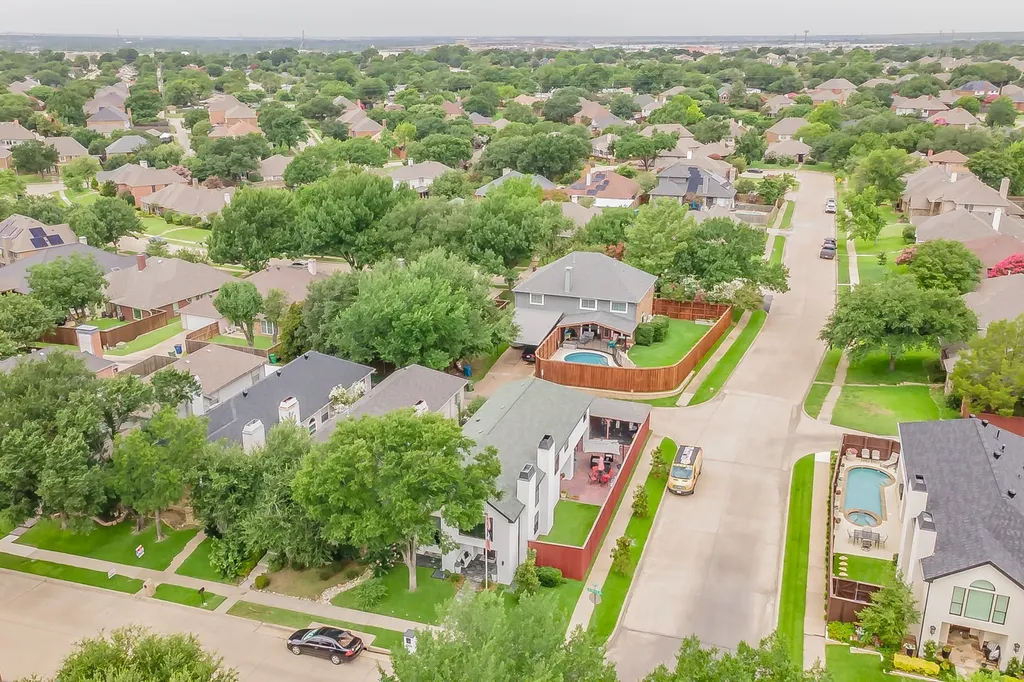 1349 Jeanette Way Carrollton TX 75006