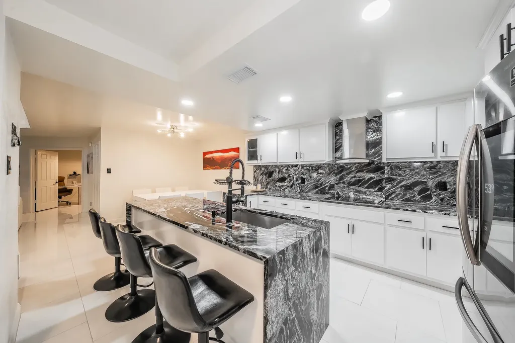 1349 Jeanette Way Carrollton TX 75006