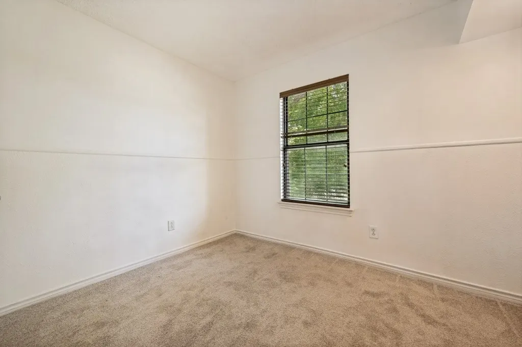 3828 Clover Hill Lane Carrollton TX 75007