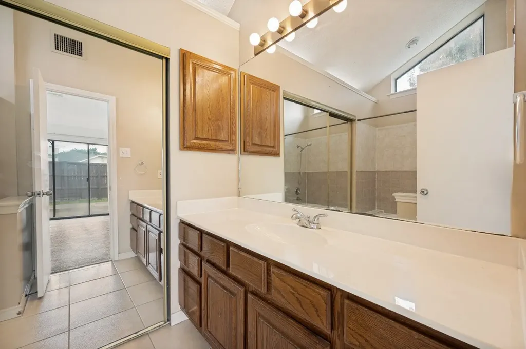 3828 Clover Hill Lane Carrollton TX 75007