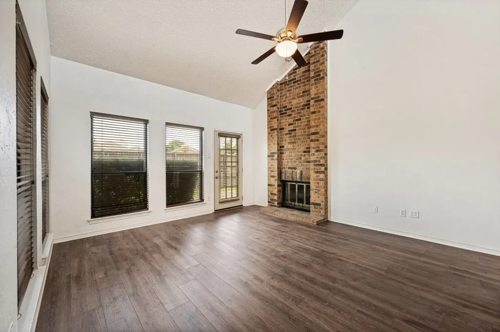 3828 Clover Hill Lane Carrollton TX 75007