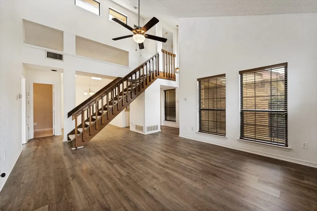 3828 Clover Hill Lane Carrollton TX 75007