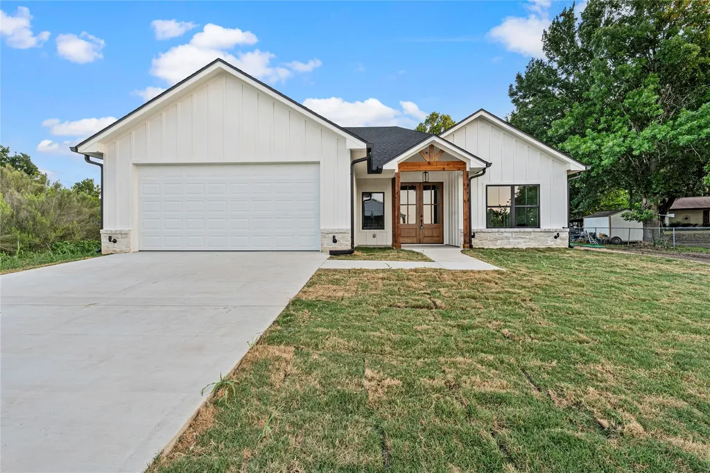 267 Sherwood Drive Woodway TX 76712