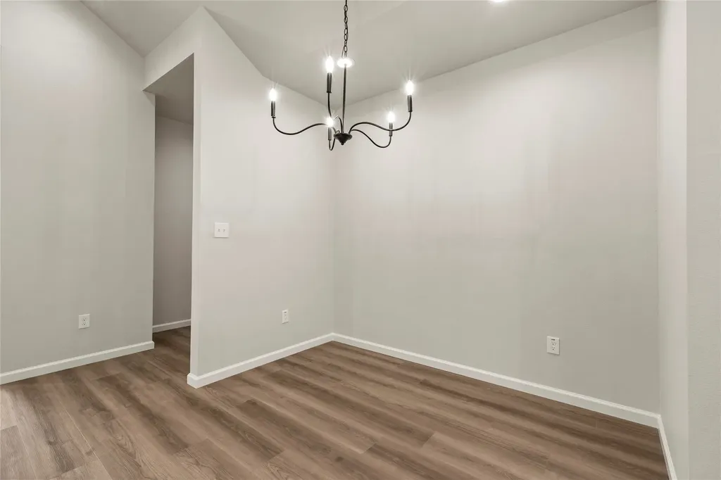 267 Sherwood Drive Woodway TX 76712