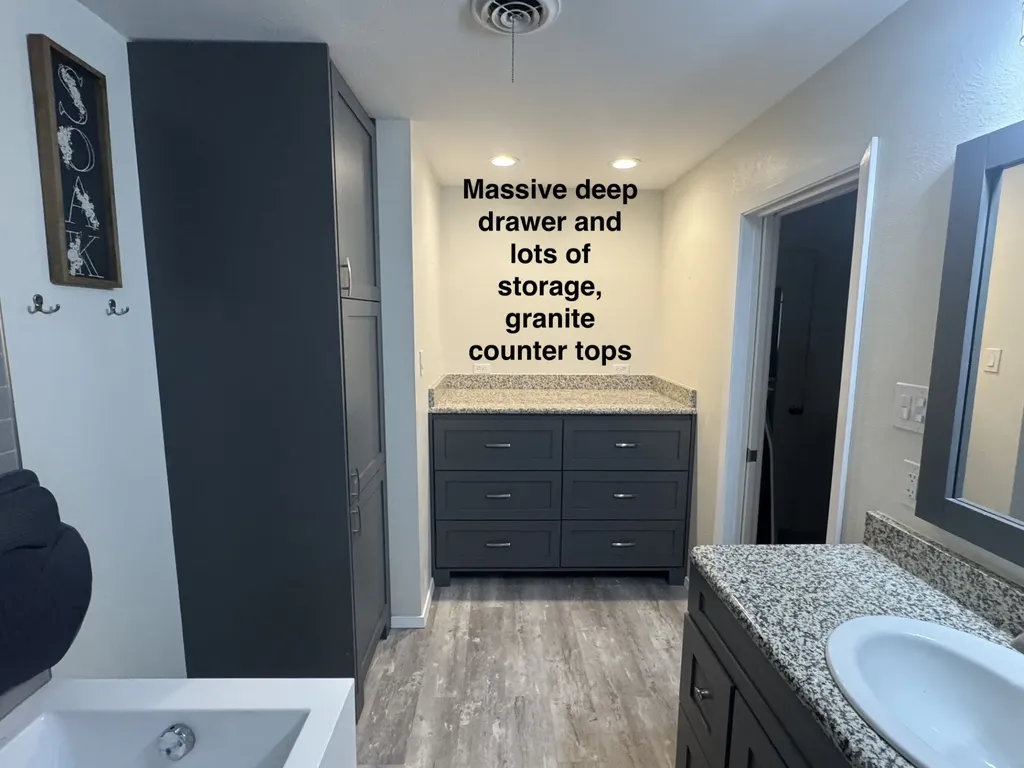 3908 Dawn Drive Benbrook TX 76116