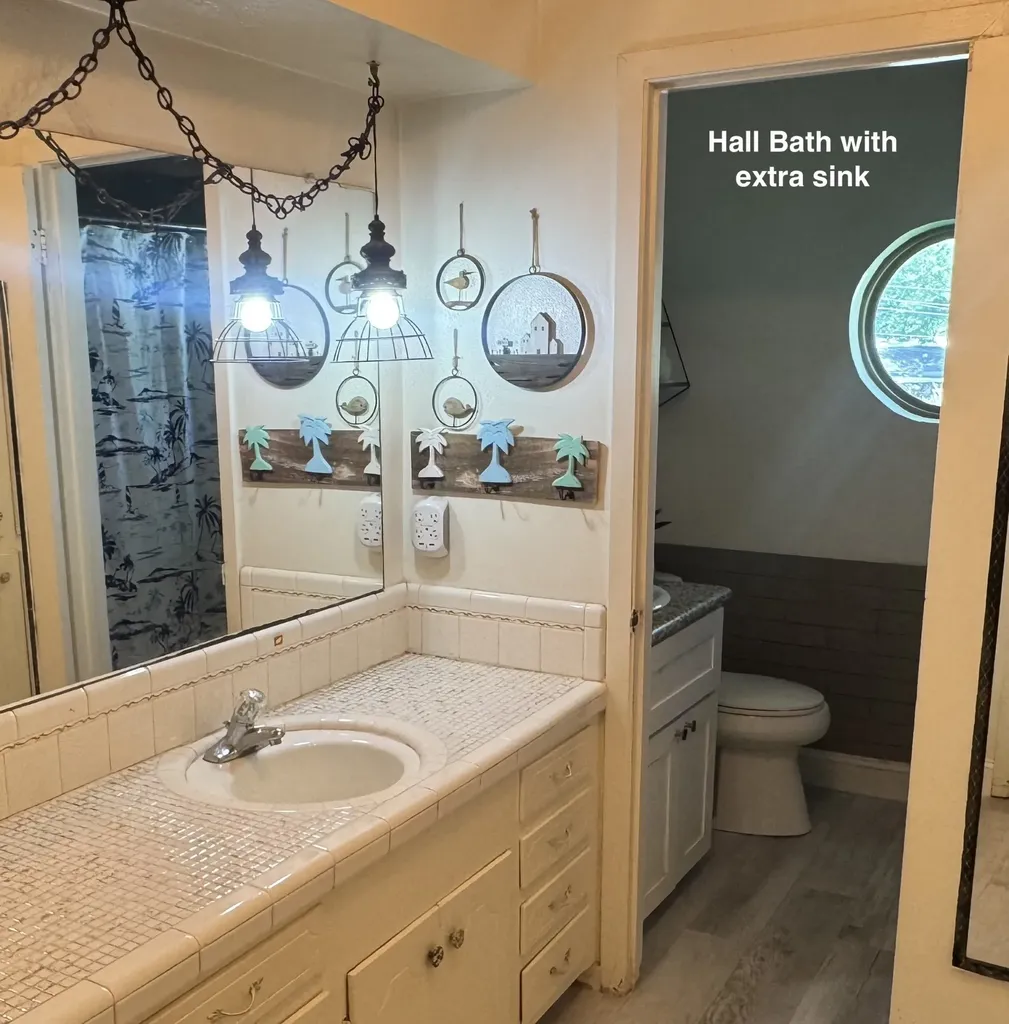 3908 Dawn Drive Benbrook TX 76116