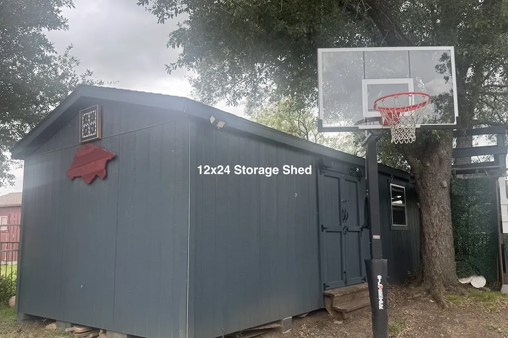 3908 Dawn Drive Benbrook TX 76116