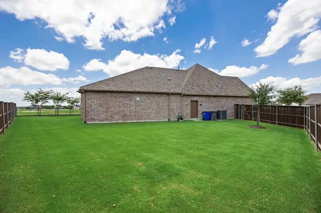 1733 Puglia Court Mclendon Chisholm TX 75032