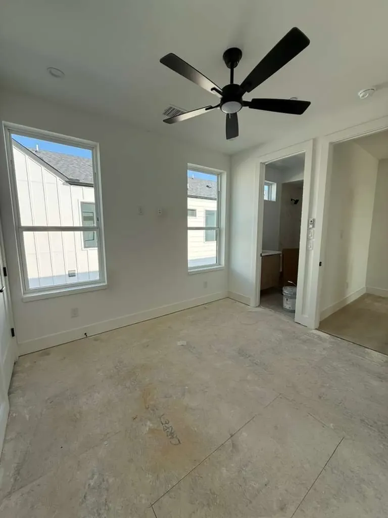 4635 Sylvester Street Dallas TX 75219