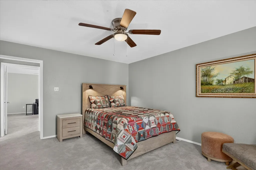4 Cedar Lane Bedford TX 76021