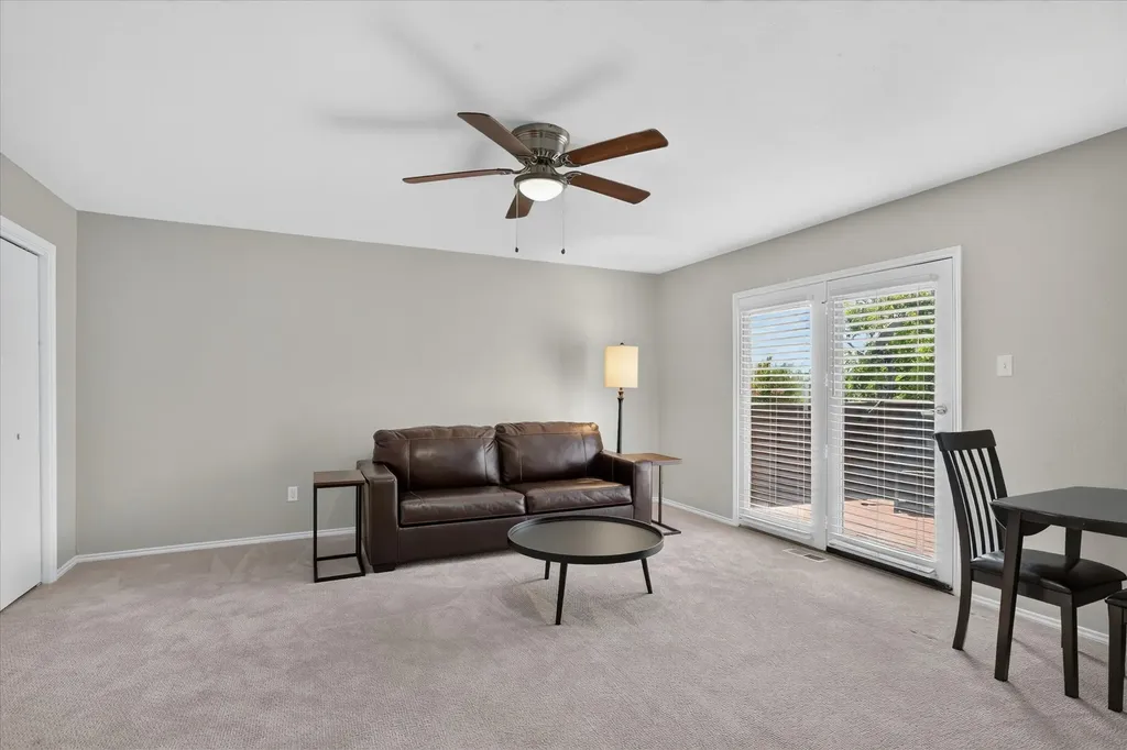 4 Cedar Lane Bedford TX 76021