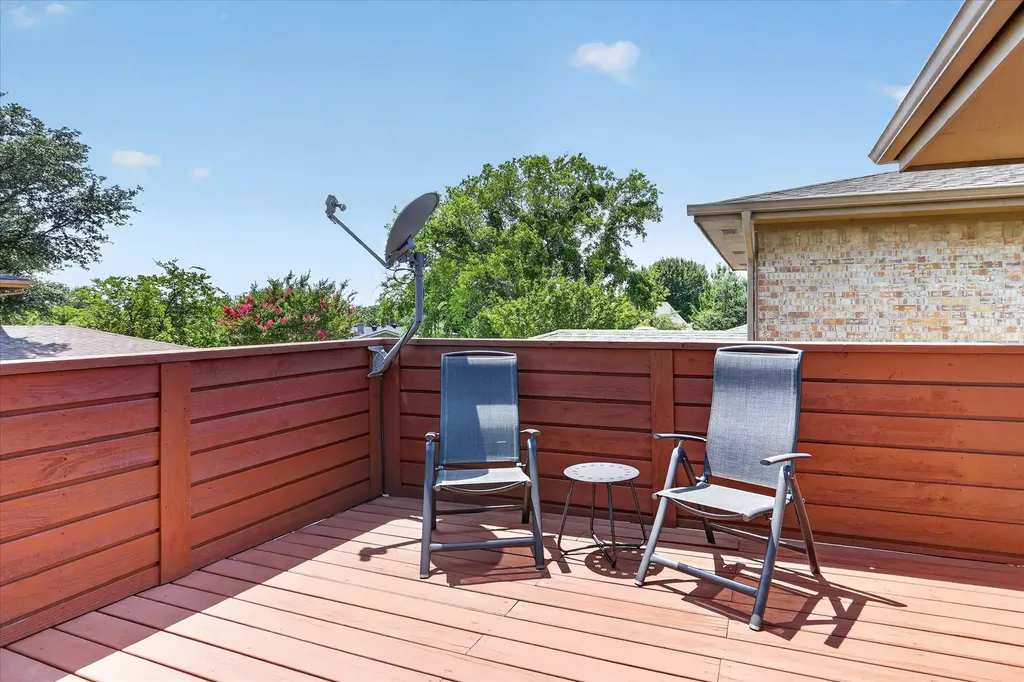 4 Cedar Lane Bedford TX 76021