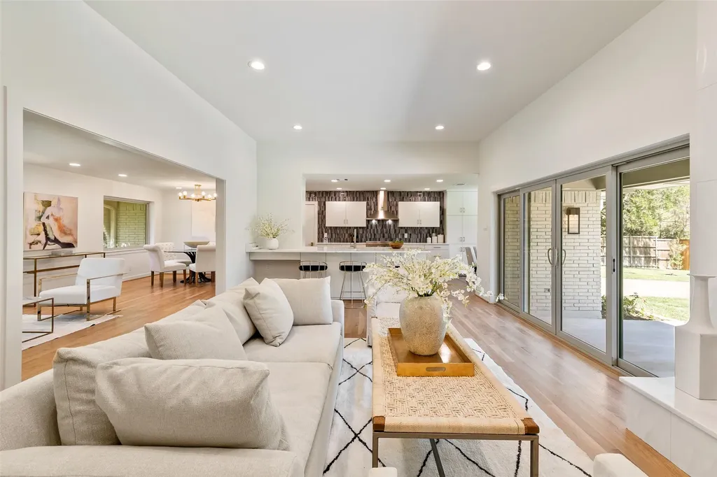 7431 Larchview Dallas TX 75254