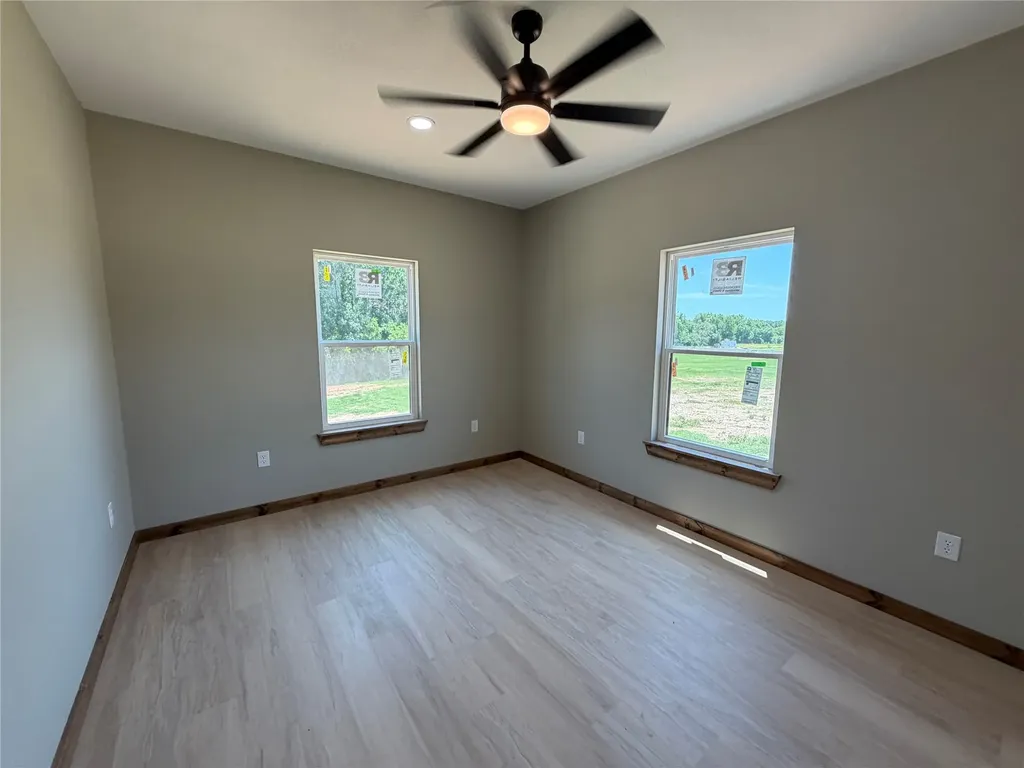1040 Rays Way Weatherford TX 76085