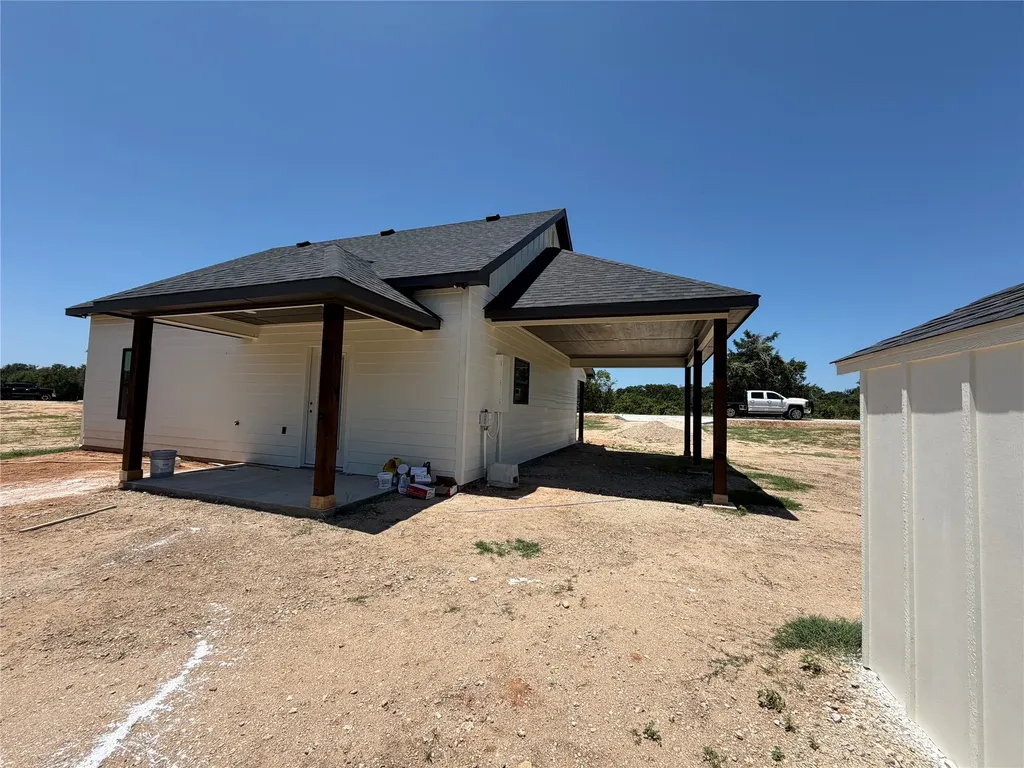 1040 Rays Way Weatherford TX 76085