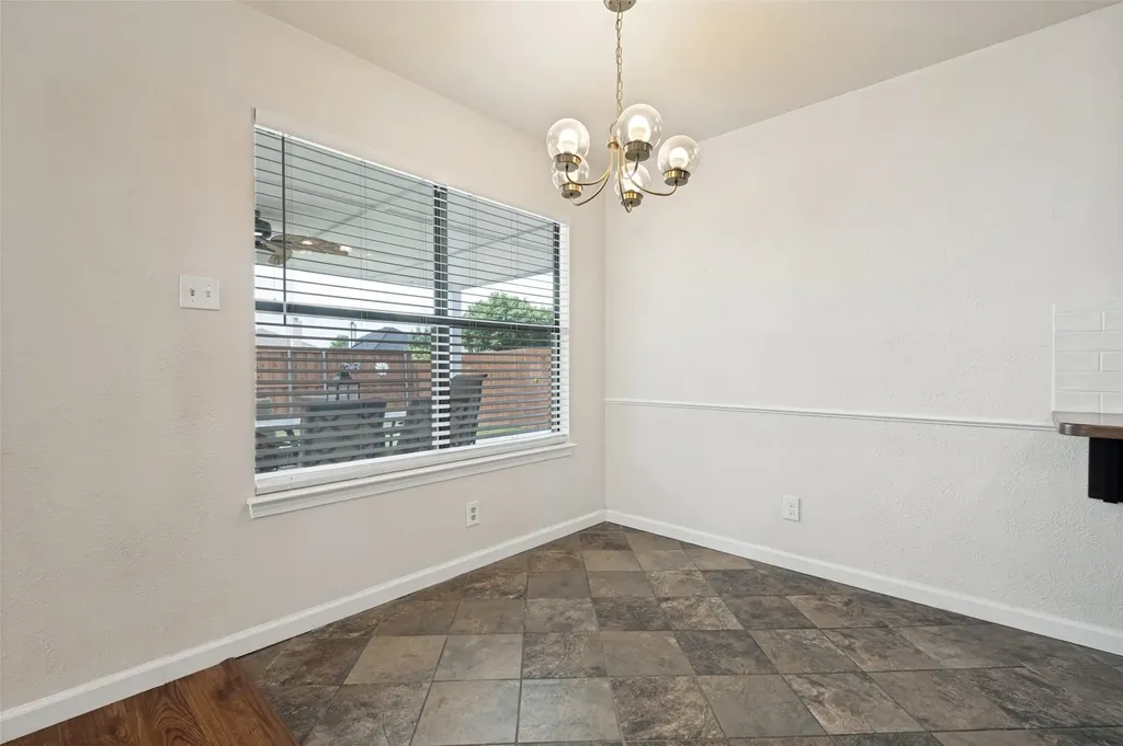 1616 Wickford Drive Arlington TX 76018