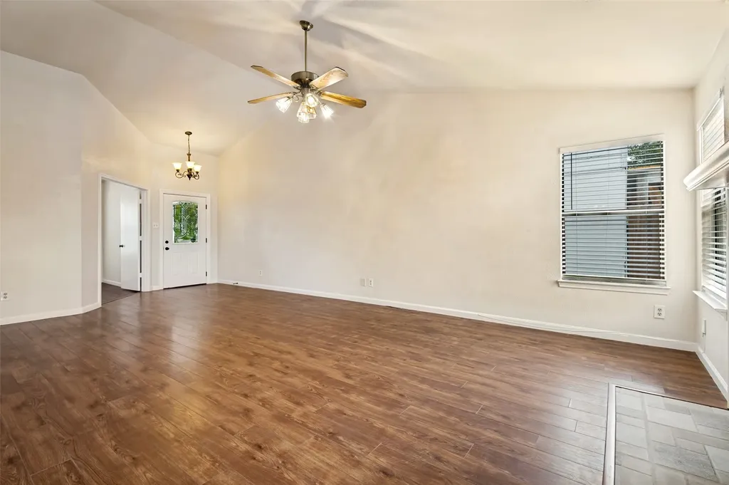1616 Wickford Drive Arlington TX 76018