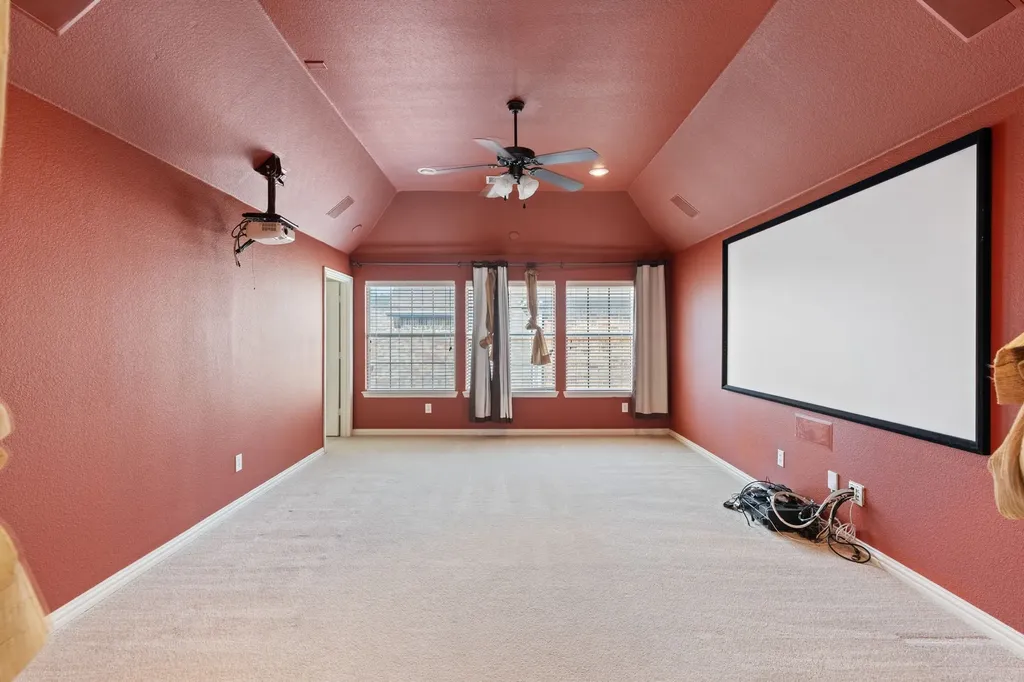 3024 N Camino Lagos Grand Prairie TX 75054