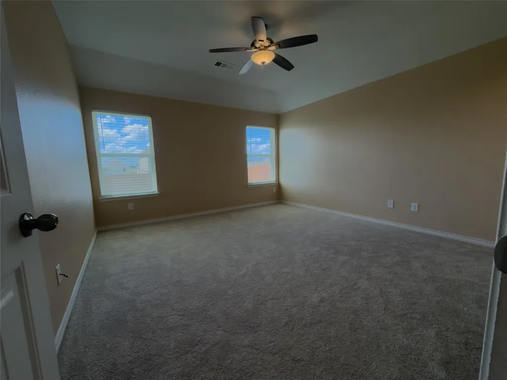 1508 Blue Jay Ennis TX 75119