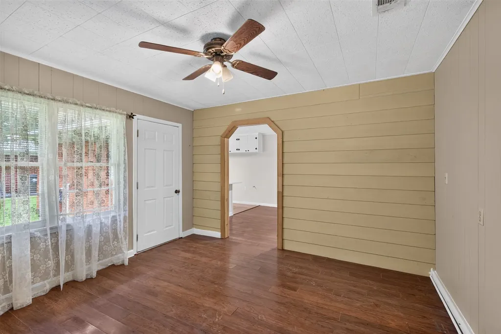 305 8th Street NE Springhill LA 71075