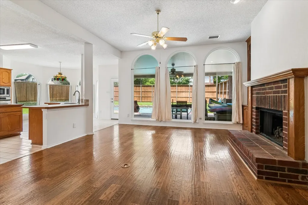 7513 Westhaven Drive Rowlett TX 75089