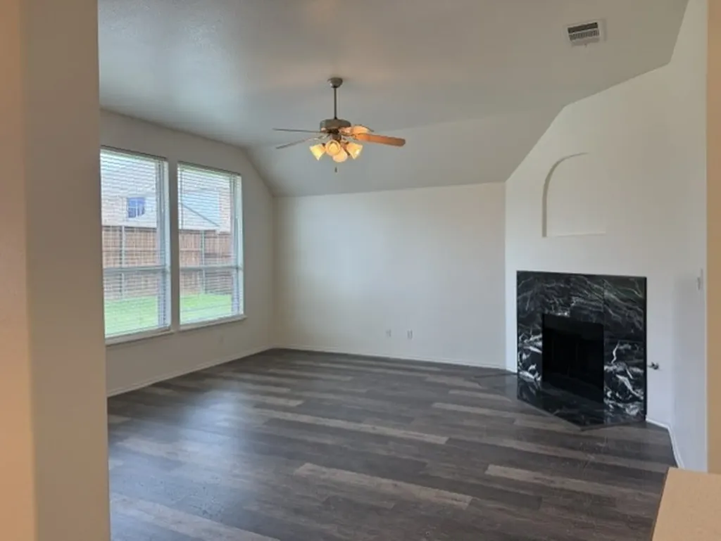509 S Avalanche Drive Murphy TX 75094
