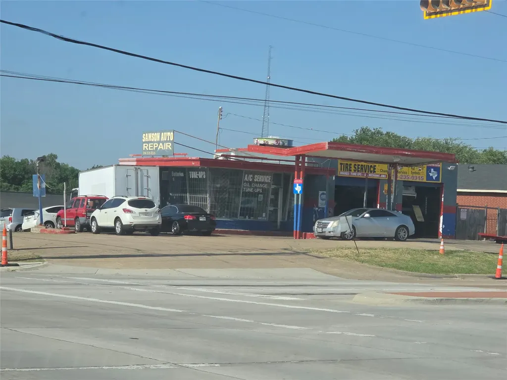 701 W Dickey Road Grand Prairie TX 75051
